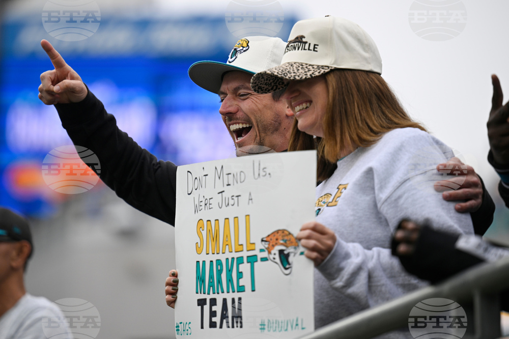 Titans Jaguars Football