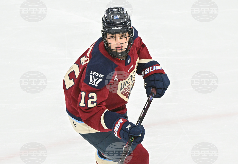 PWHL Frost Victoire Hockey