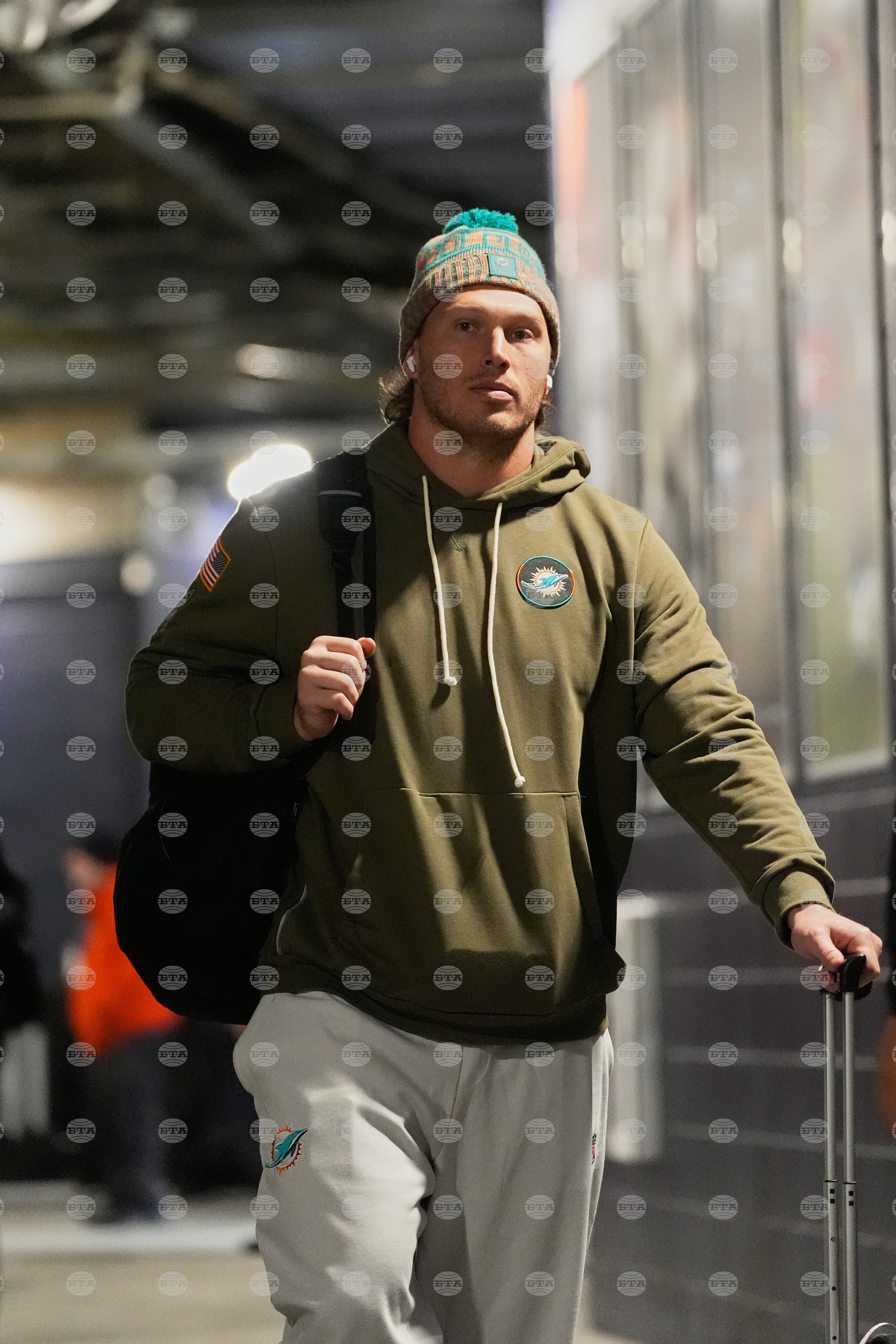 Dolphins Patriots Football