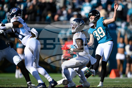 APTOPIX Titans Jaguars Football