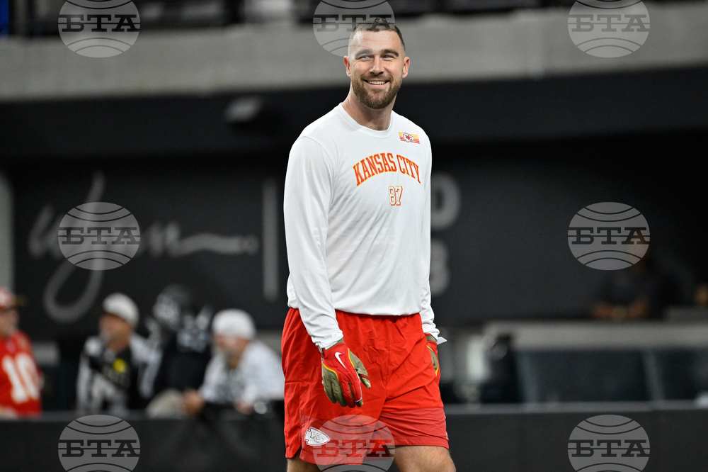 Chiefs Raiders Football