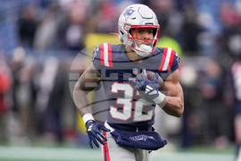 Dolphins Patriots Football