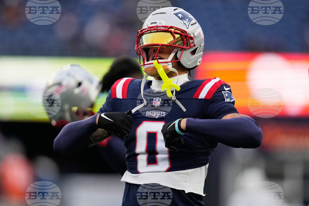 Dolphins Patriots Football