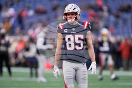 Dolphins Patriots Football