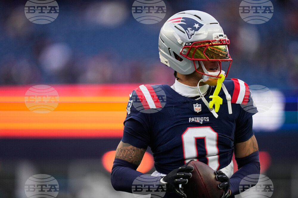 Dolphins Patriots Football