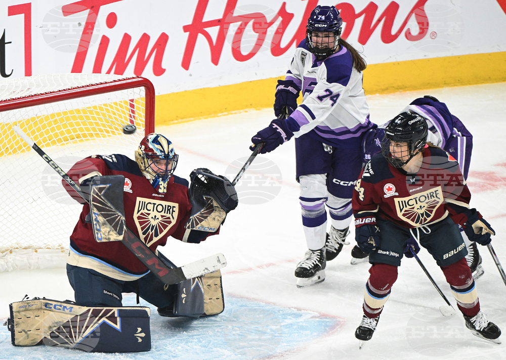 PWHL Frost Victoire Hockey