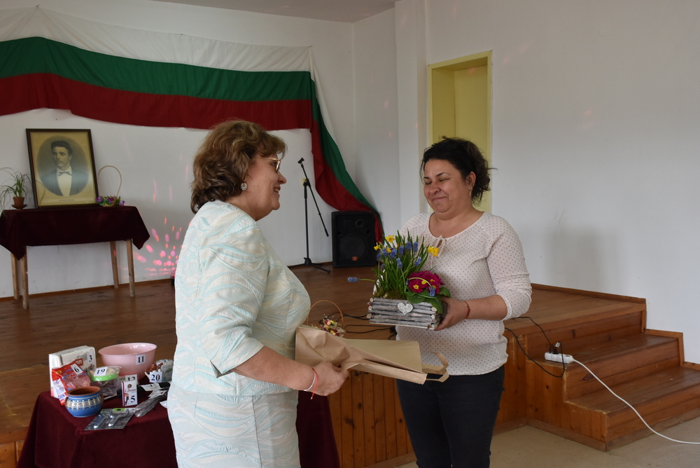 Община Ловеч: Осмомартенски празници на пенсионерския клуб „Вароша“ в Ловеч и в село Умаревци