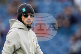 Dolphins Patriots Football