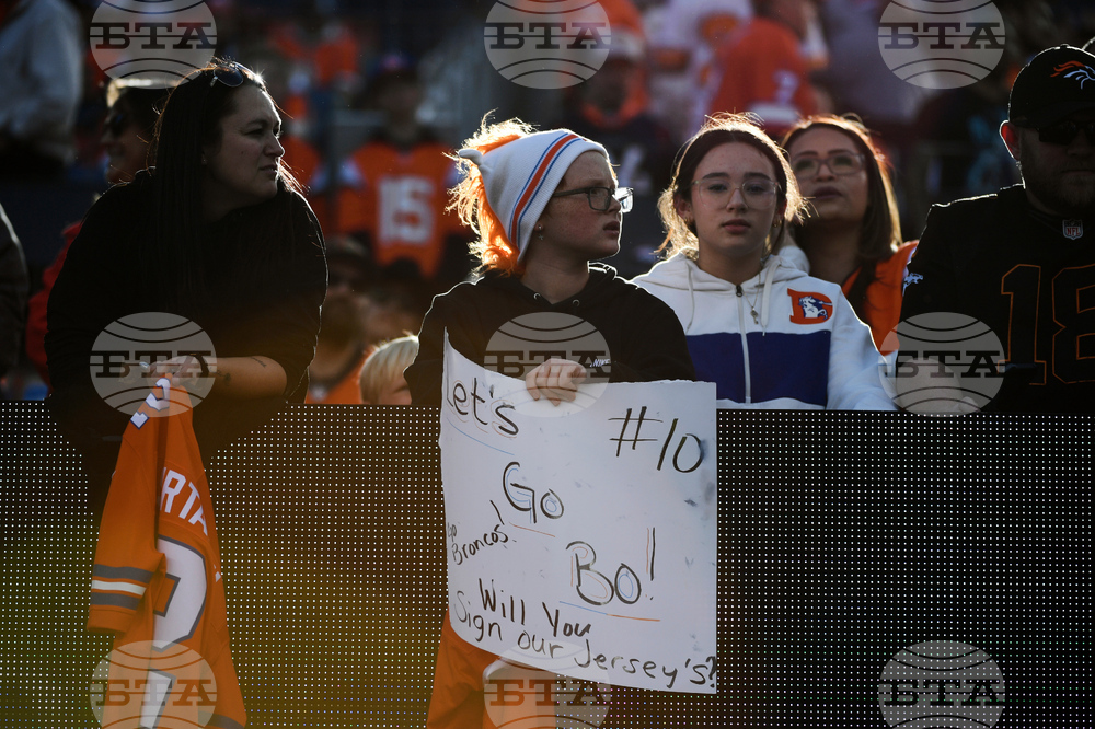 Chargers Broncos Football
