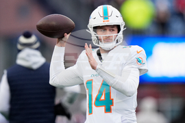 Dolphins Patriots Football