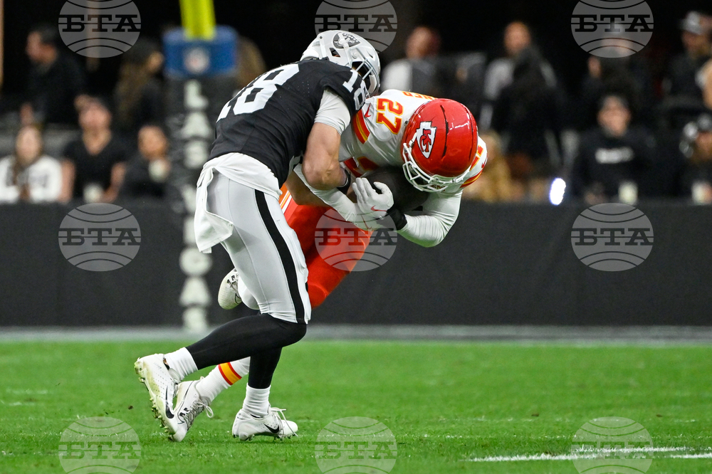 Chiefs Raiders Football