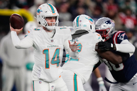 Dolphins Patriots Football