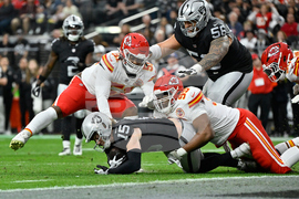 Chiefs Raiders Football