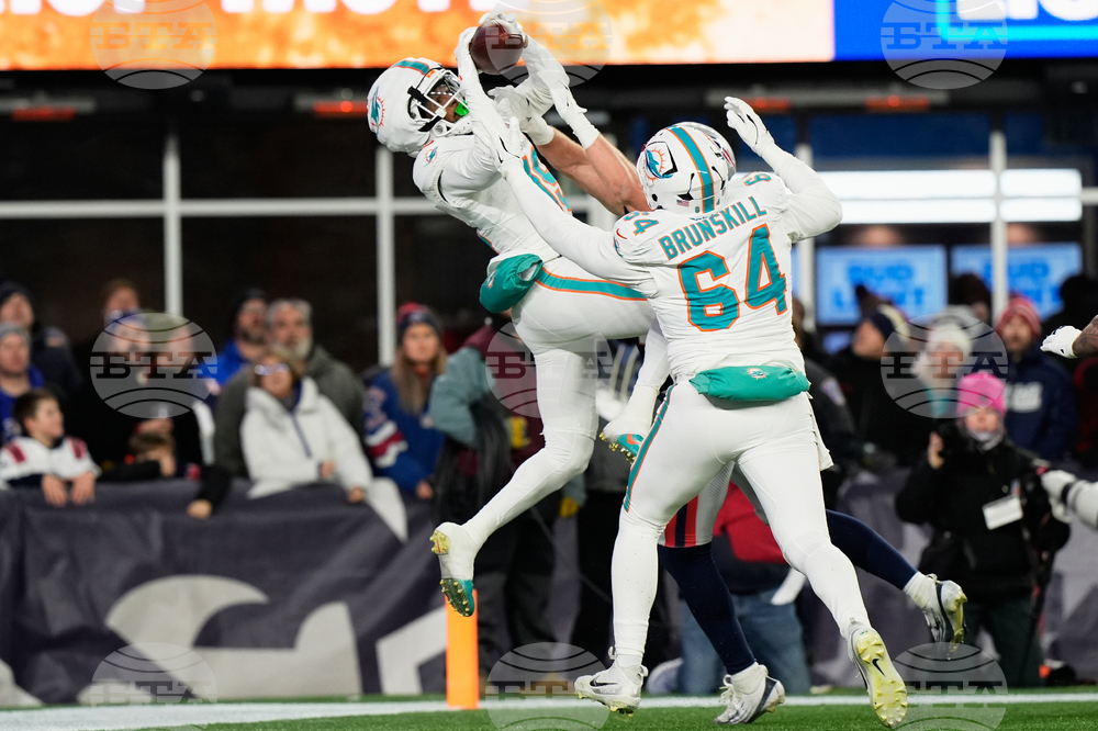 Dolphins Patriots Football