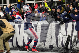 Dolphins Patriots Football