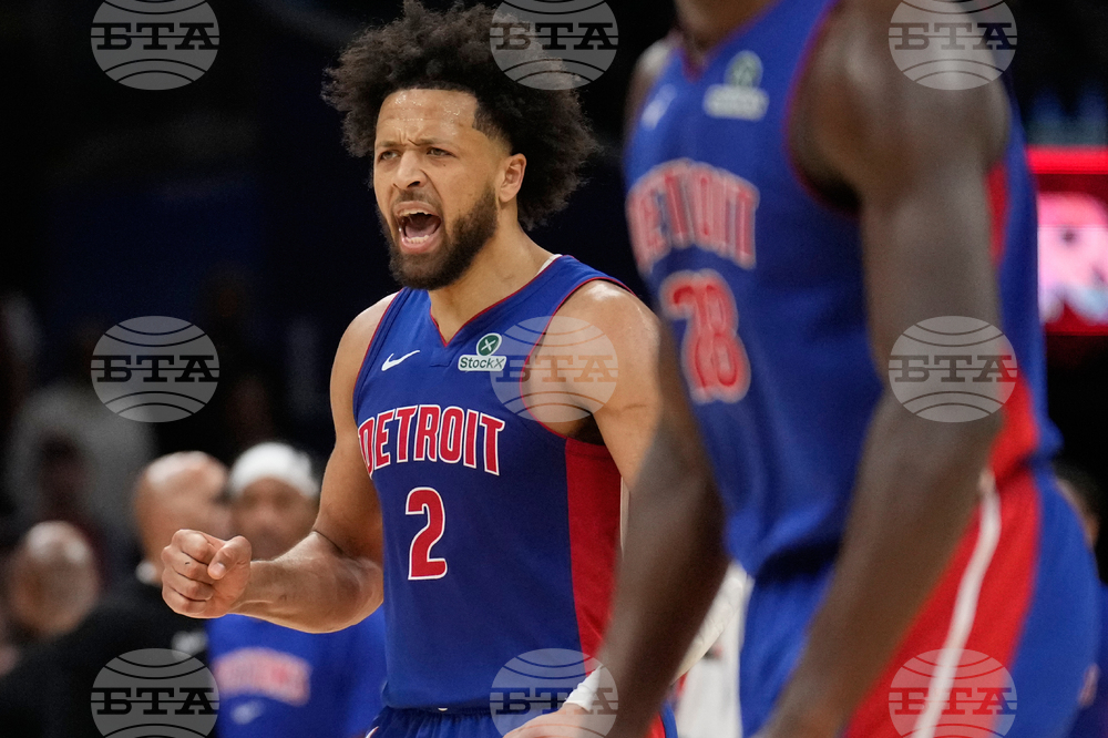 APTOPIX Pistons Cavaliers Basketball