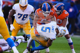 Chargers Broncos Football
