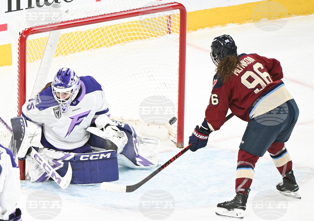 PWHL Frost Victoire Hockey