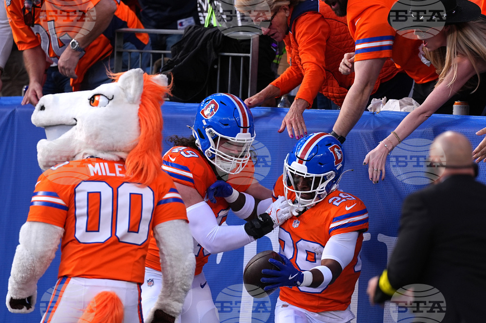 Chargers Broncos Football