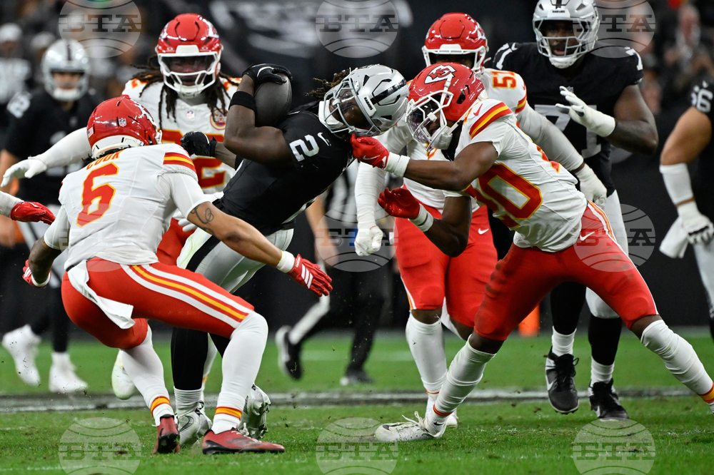 Chiefs Raiders Football