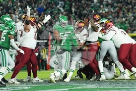 Commanders Eagles Football