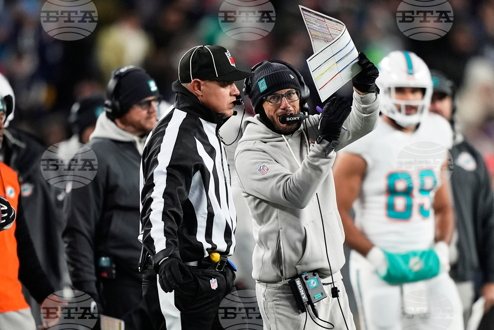 Dolphins Patriots Football