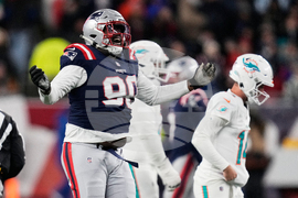 Dolphins Patriots Football