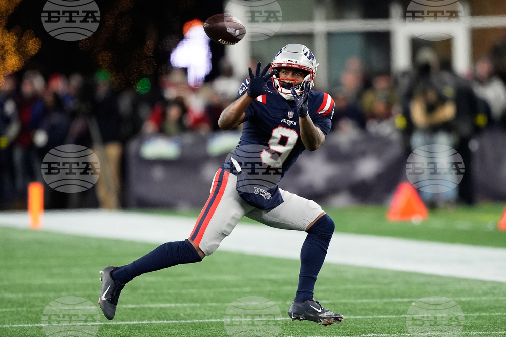 Dolphins Patriots Football