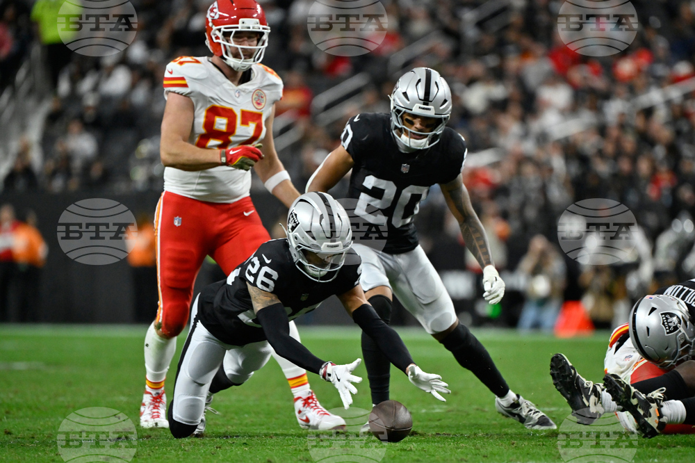Chiefs Raiders Football