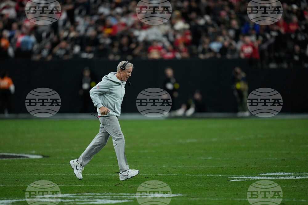 Chiefs Raiders Football