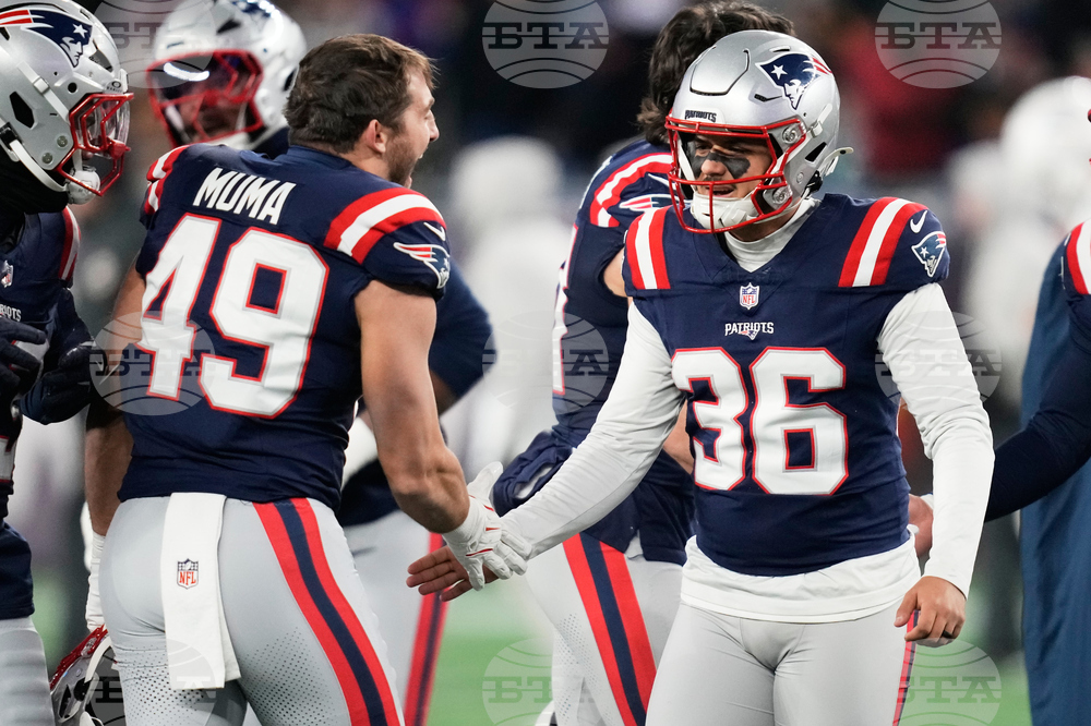 Dolphins Patriots Football