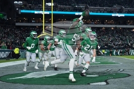 Commanders Eagles Football