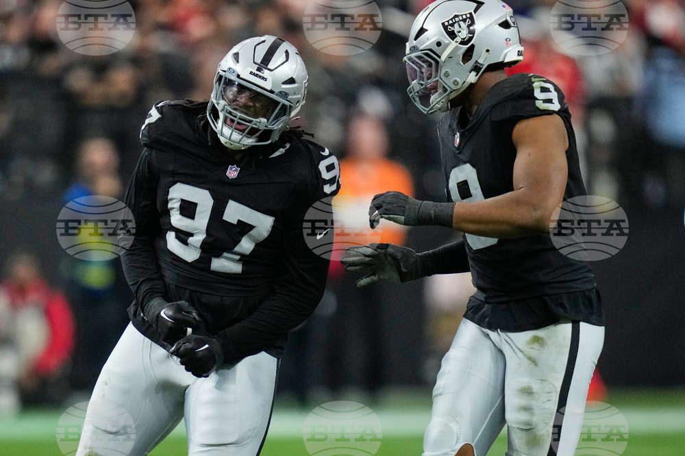 Chiefs Raiders Football