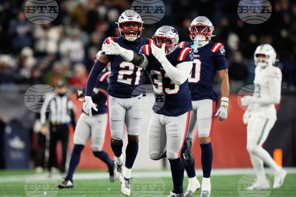 Dolphins Patriots Football