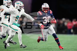Dolphins Patriots Football