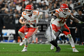 Chiefs Raiders Football