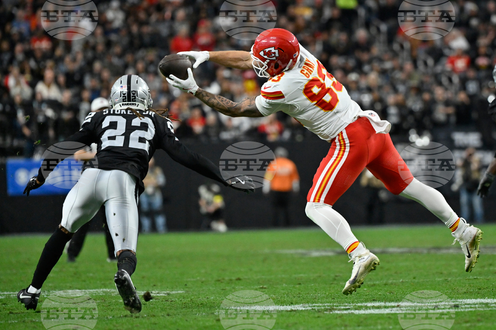 Chiefs Raiders Football