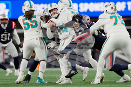 Dolphins Patriots Football