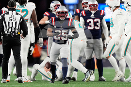 Dolphins Patriots Football