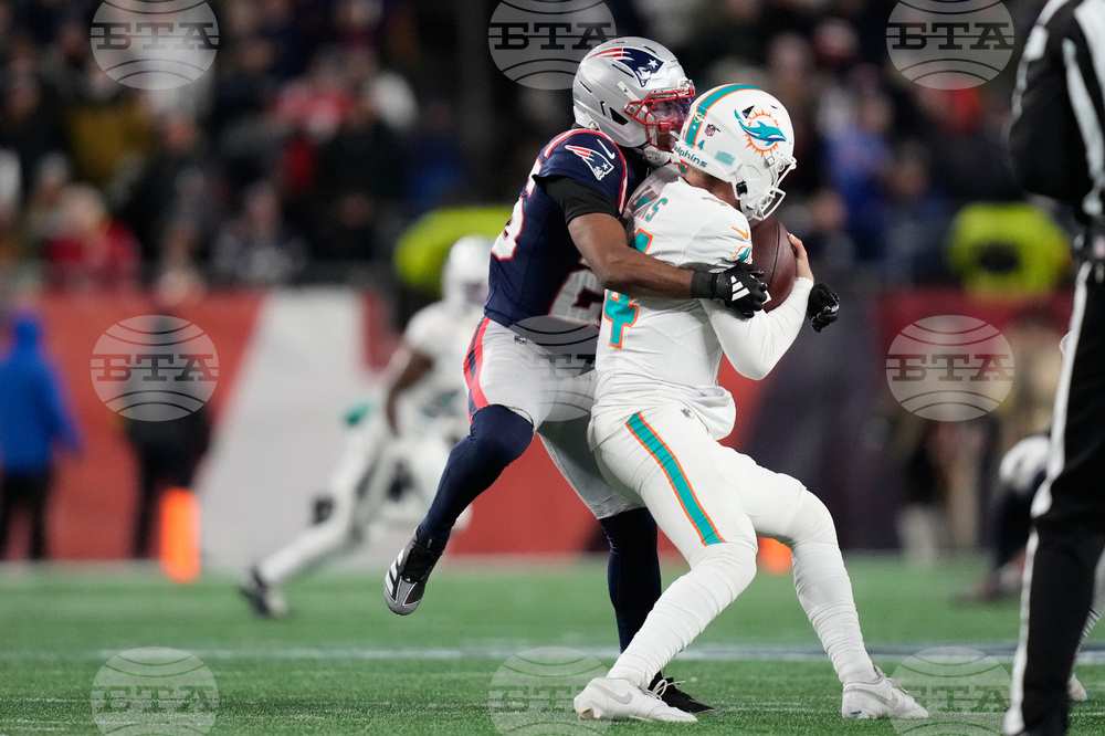 Dolphins Patriots Football