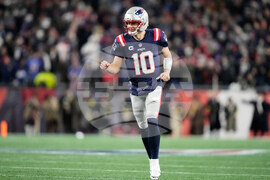 Dolphins Patriots Football