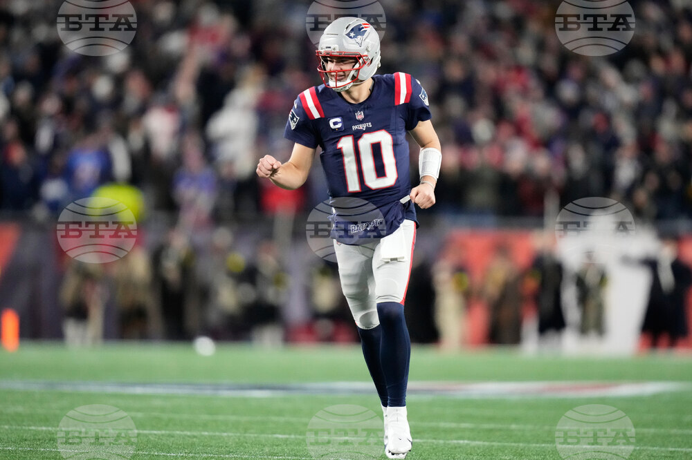 Dolphins Patriots Football