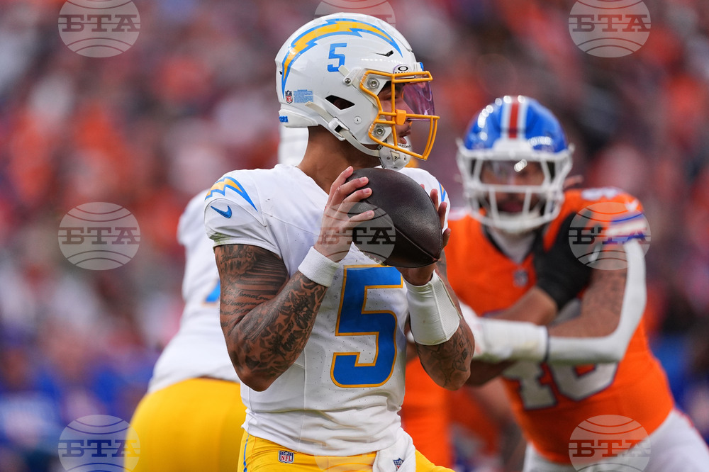 Chargers Broncos Football