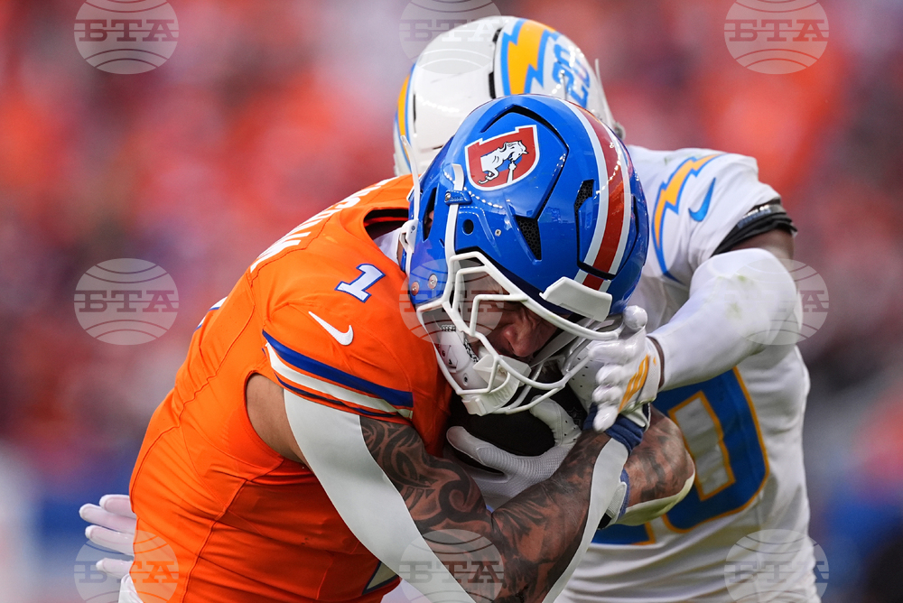 Chargers Broncos Football