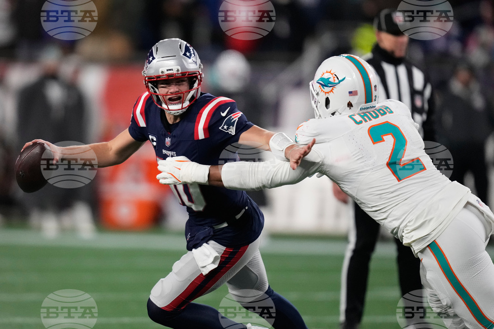 Dolphins Patriots Football