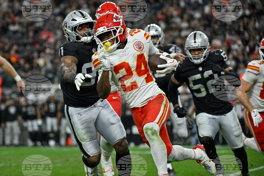 Chiefs Raiders Football
