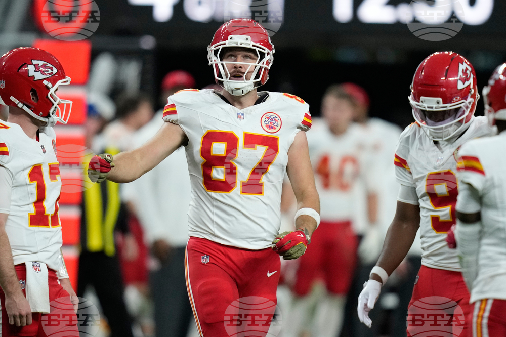 Chiefs Raiders Football