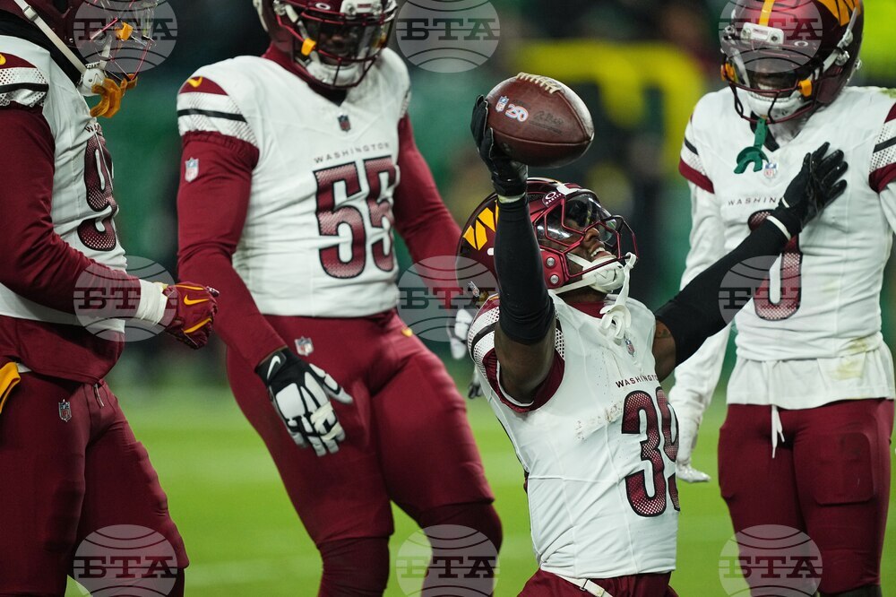 APTOPIX Commanders Eagles Football