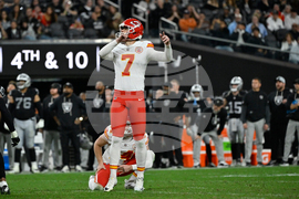 Chiefs Raiders Football
