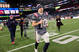 Dolphins Patriots Football